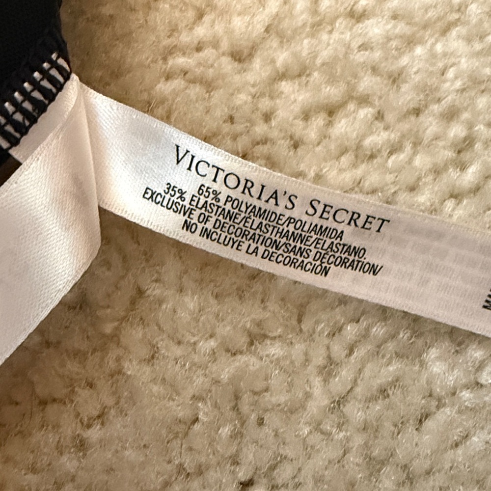 VSX Black Mesh Strappy Sports Bra - Picture 4 of 6